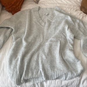 V neck lightweight sweater